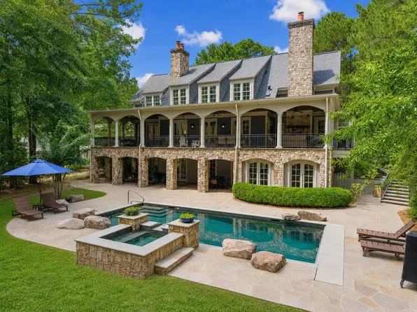 1241 Lake Club Dr, Greensboro, GA 30642
