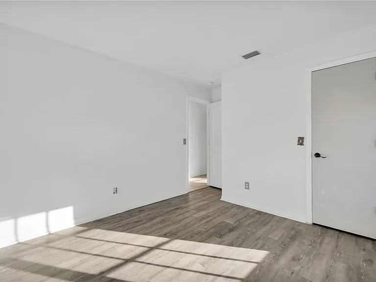918 Acroft Ave — Photo 19