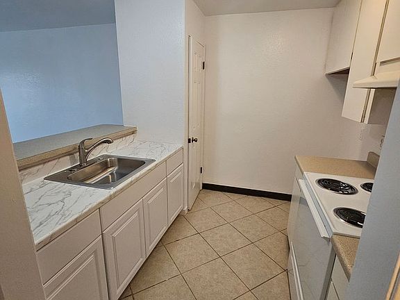 5th image of 307 Colusa St APT A