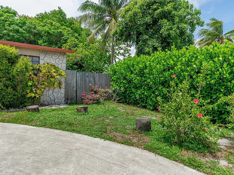 2831 N Seacrest Blvd #A — Photo 6