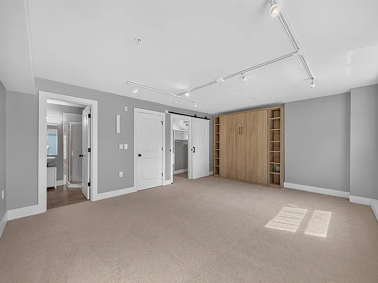1078 NE High St — Photo 26