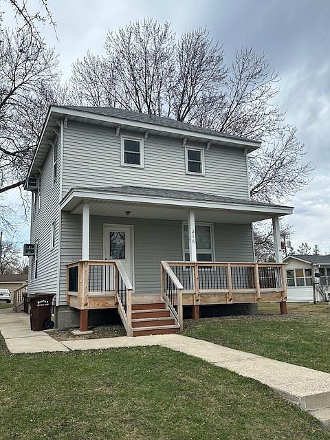 1st image of 216 Birch Ave S #1