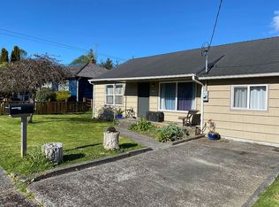 1564 5th St, Astoria, OR 97103