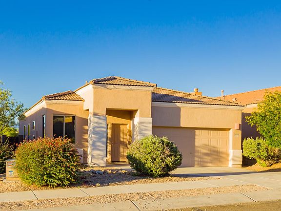 2nd image of 601 E Painted Pueblo Dr