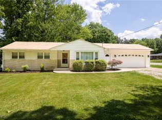 167 Taylor Rd, Barberton, OH 44203