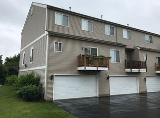 103 Enclave Cir UNIT A, Bolingbrook, IL 60440