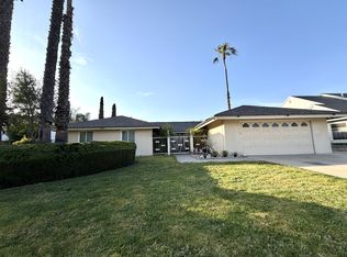 1054 Rolling Hills Dr, Corona, CA 92878