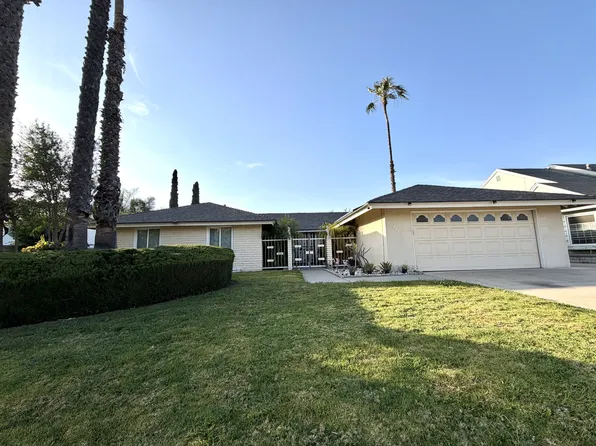 1054 Rolling Hills Dr, Corona, CA 92878