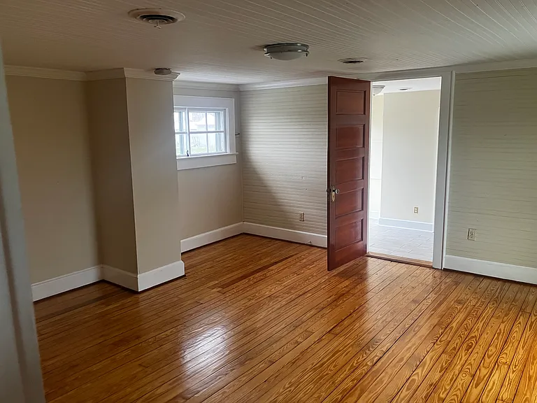 Green Meadows Ln — Photo 14