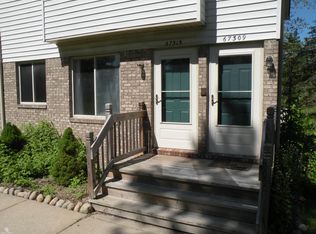67315 Van Dyke Ave, Washington, MI 48095