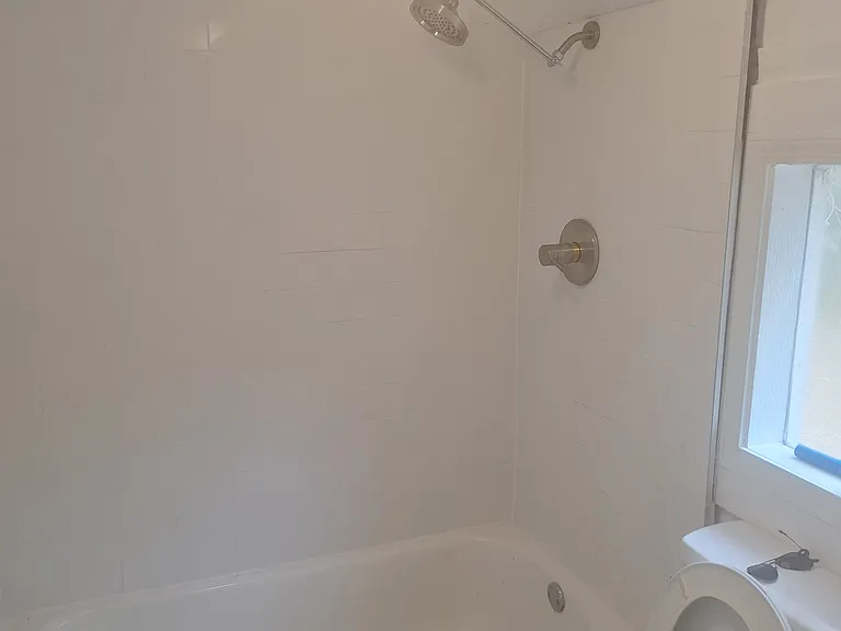 1418 Kornbow St — Photo 6