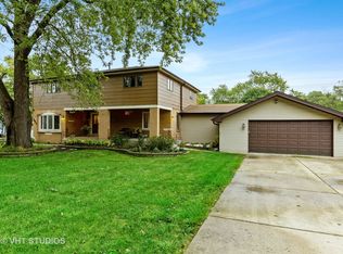 8025 S 84th Ct, Justice, IL 60458