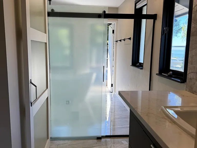 1565 Nautilus St #B — Photo 7