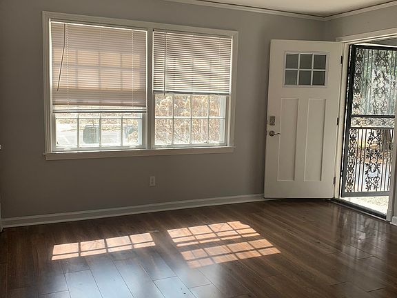 5th image of 5082 Parkside Ave
