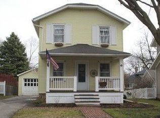 117 Logan Ave, Geneva, IL 60134