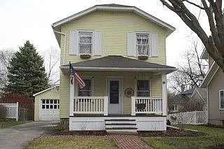 117 Logan Ave photo 1