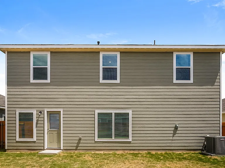 1540 Harvester Dr — Photo 17