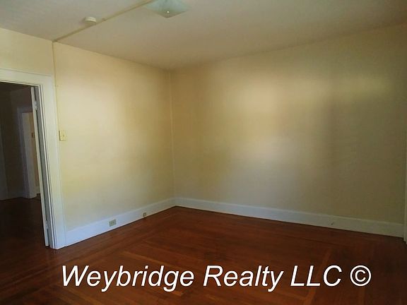 4th image of 1026 Schiff Ave #1