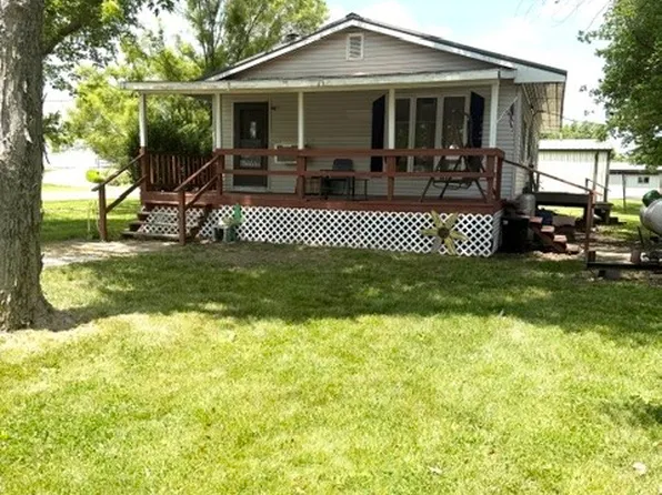 205 S Gibbs St, Allenville, IL 61951