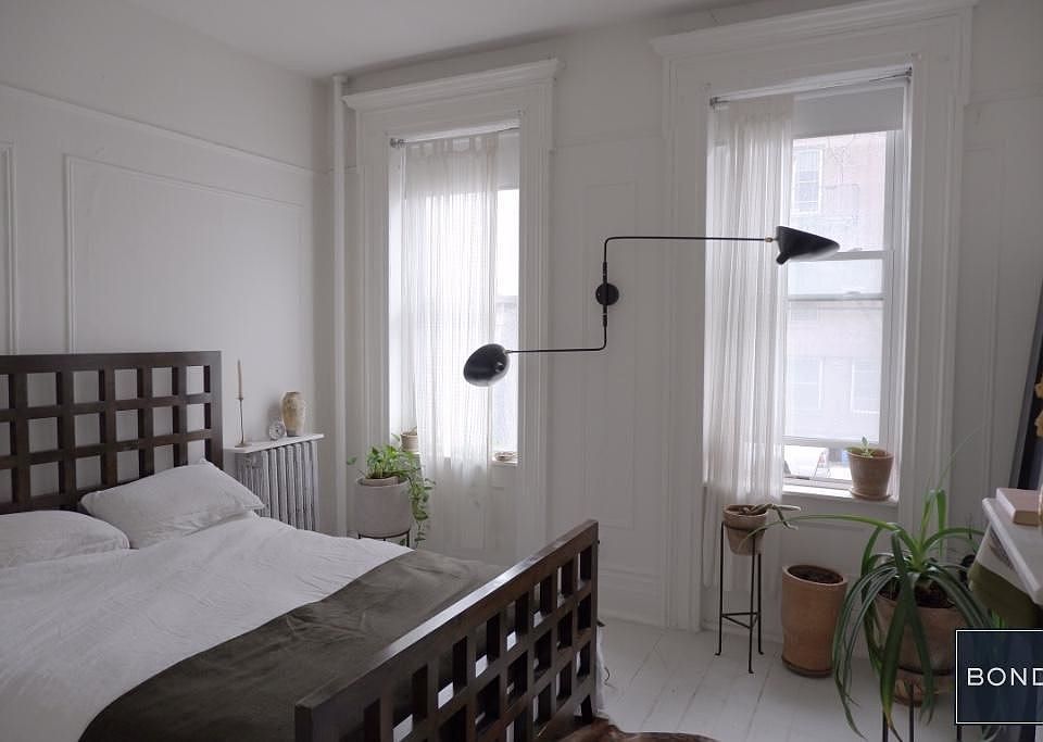2nd image of 328 Berry St #2