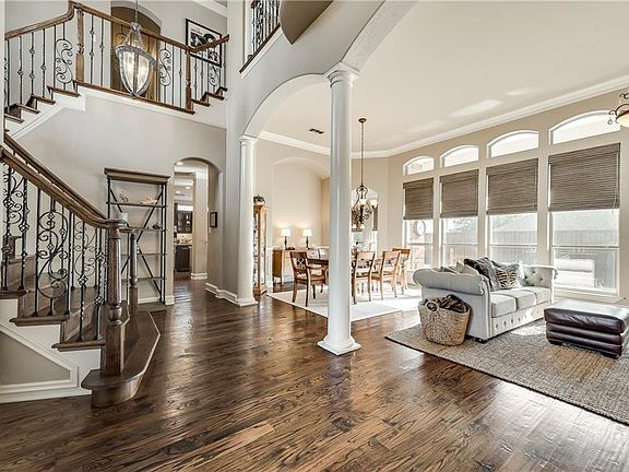 2nd image of 1113 Riverwalk Ct