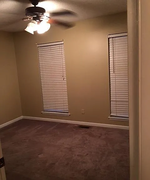 205 Marinawoods Dr SE #3 — Photo 3