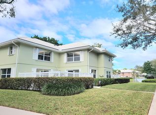 1811 Middleton Way, West Palm Beach, FL 33409