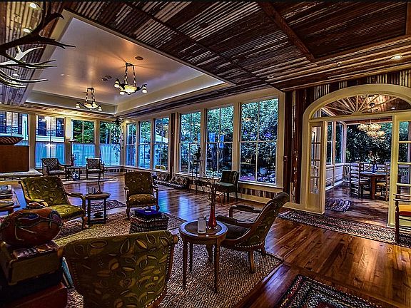 Big Room & Sun Room