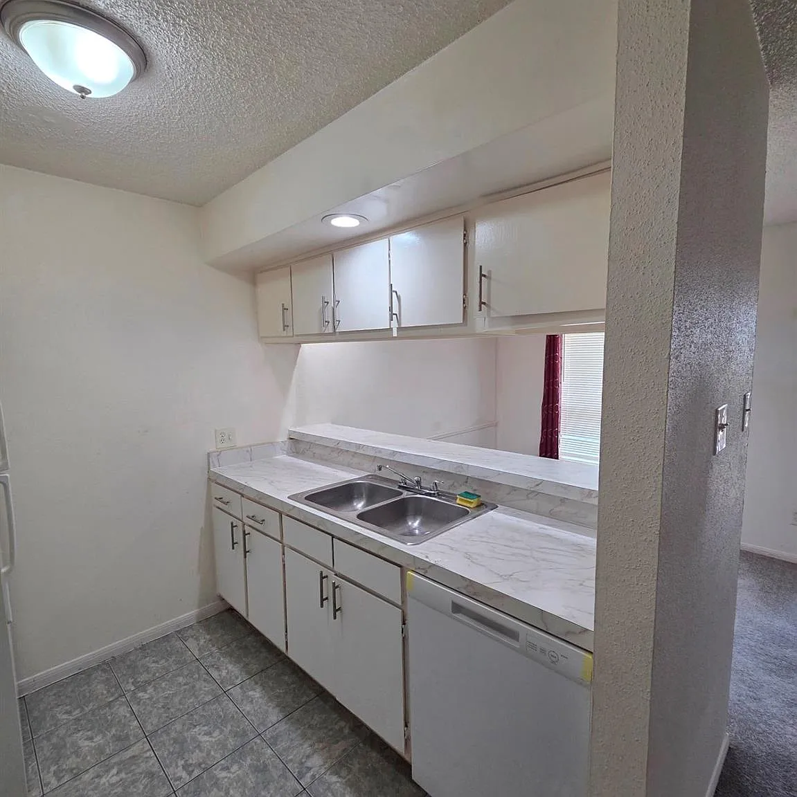 1516 Bay Area Blvd — Photo 1