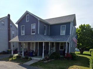 5651 N Walnut St, Macungie, PA 18062