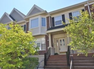 8044 Golden Valley Rd #116, Golden Valley, MN 55427