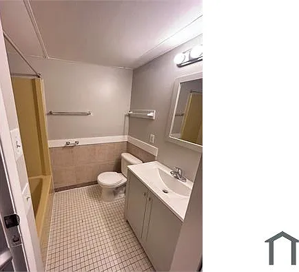 2587 Lafeuille Ave #14 — Photo 5