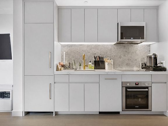 4th image of 55 Lagrange St #301