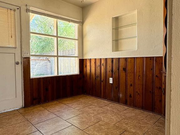 3rd image of 4225 E Bellevue St #Bellevue4225-3