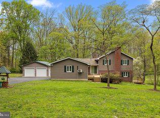 110 Carriage Run Dr, Lincoln University, PA 19352