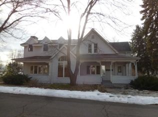 17 Saint Jacques Ave, Chicopee, MA 01020