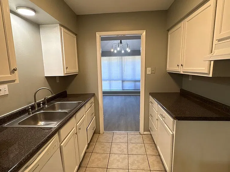 3380 Fairbanks St — Photo 4