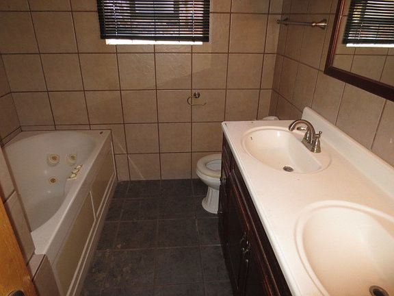 5th image of 1619 N 23rd Ave