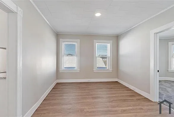 47 Walnut St #49F3 — Photo 9
