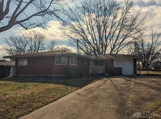 238 Fairway Dr, Fairborn, OH 45324