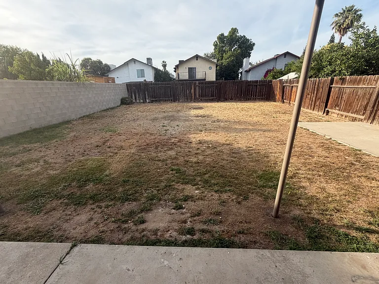 1008 Mable Ave — Photo 22