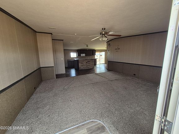3rd image of 1388 Sahara Desert Dr