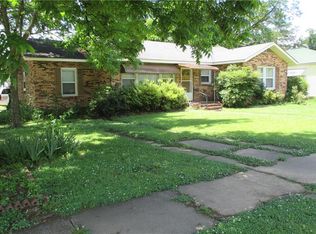 404 N Express St, Paris, AR 72855