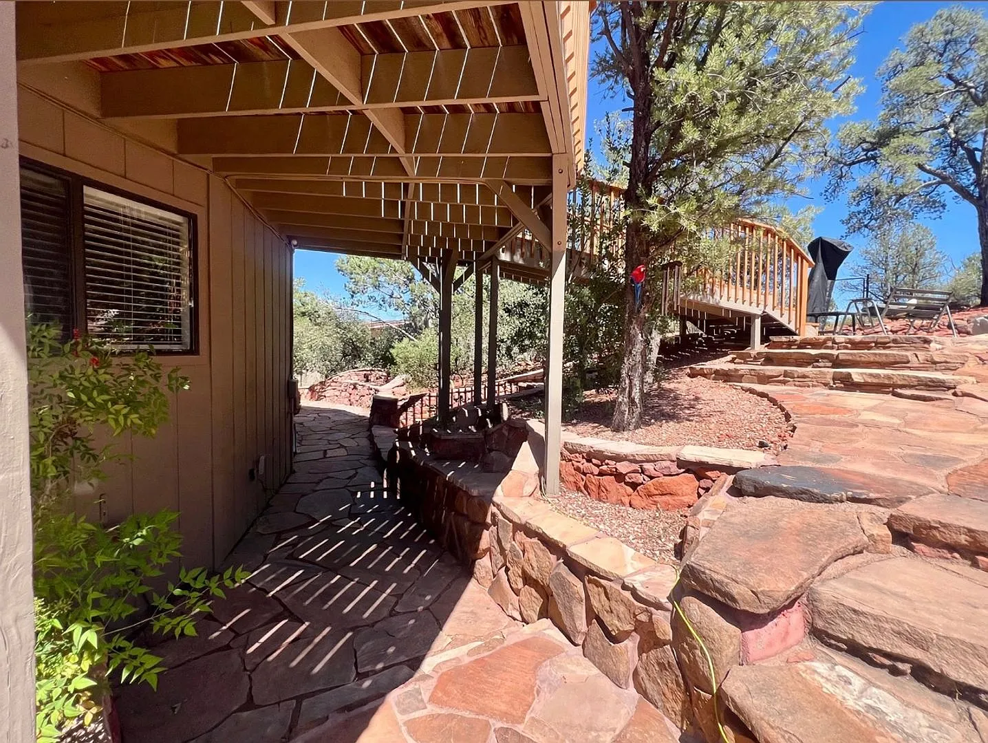 Furnished, 1-Year Long-Term Rental — Photo 4