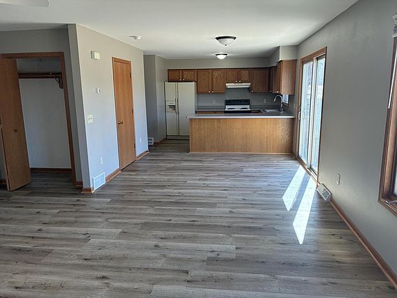 5th image of 5995 Christine COURT #5993