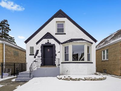 4840 W Waveland Ave, Chicago, IL, 60641