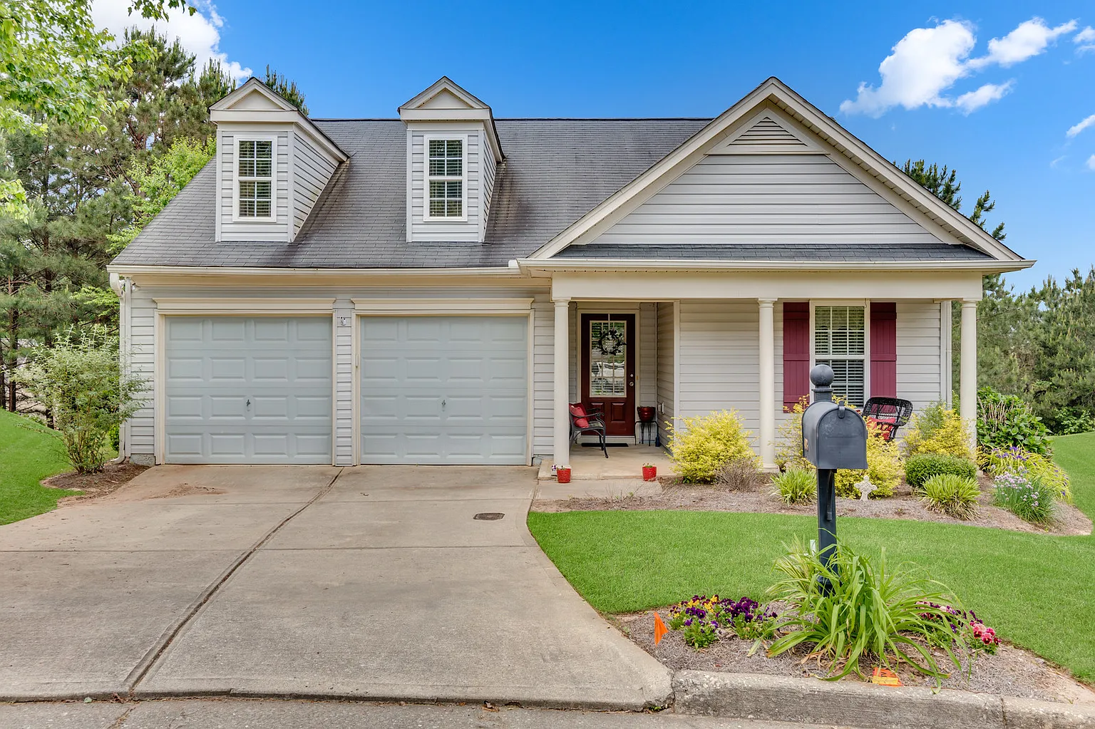 403 Redwood Trl photo 1