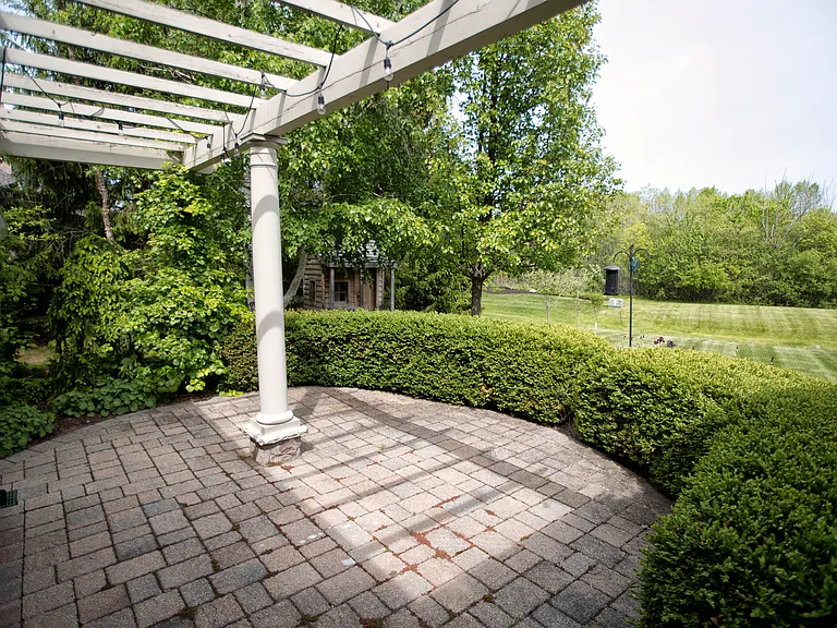 11560 N Canterbury Dr — Photo 44
