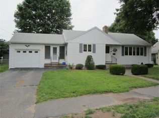 445 Pleasant St, Norwood, MA 02062