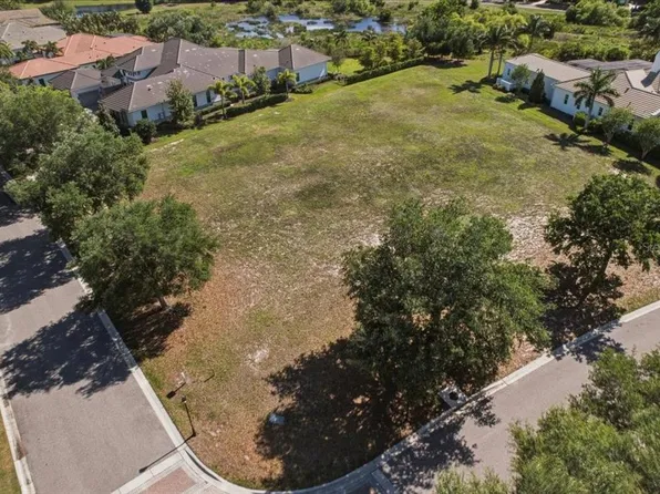 15908 Baycross Dr #105, Bradenton, FL 34202